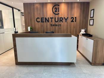 CENTURY 21 Select