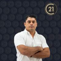 CENTURY 21 Titanium